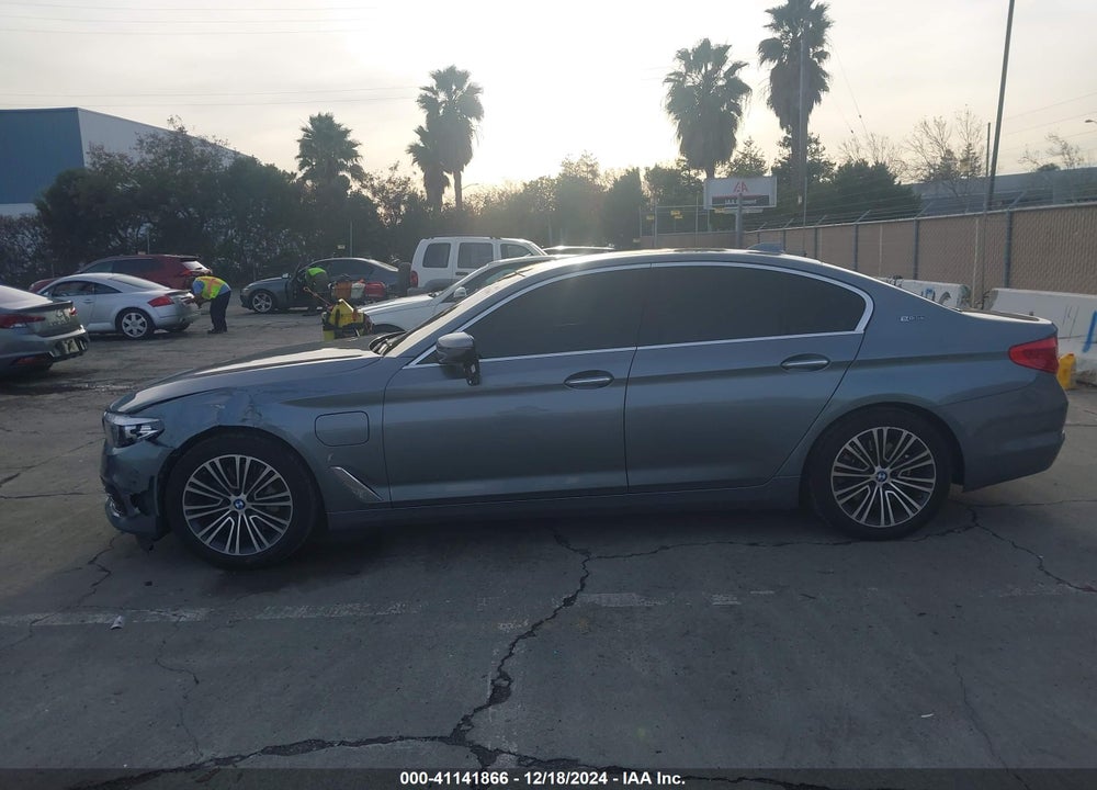 2018 BMW 530E VIN: WBAJA9C59JB251650