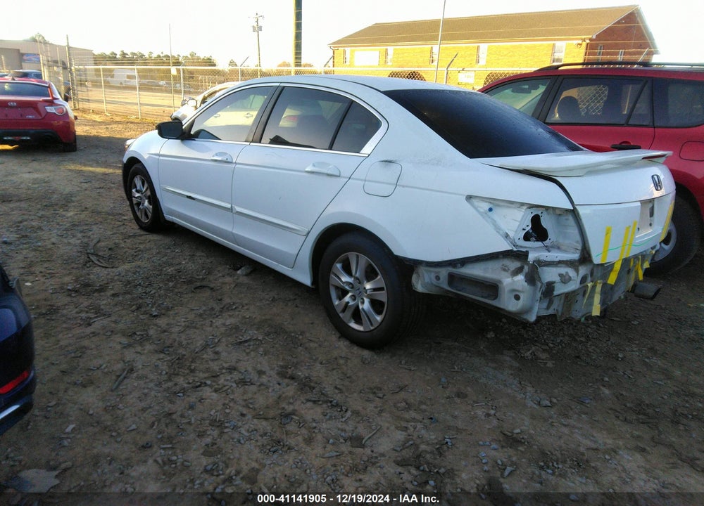 2008 HONDA ACCORD VIN: 1HGCP26448A042130