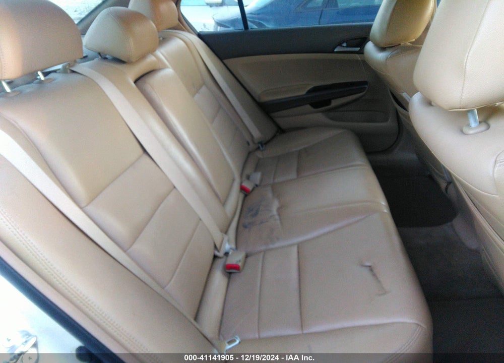 2008 HONDA ACCORD VIN: 1HGCP26448A042130