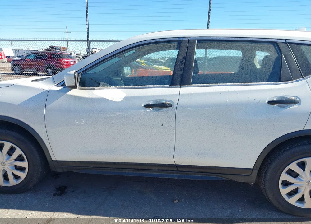 2020 NISSAN ROGUE S FWD VIN: JN8AT2MT5LW013831