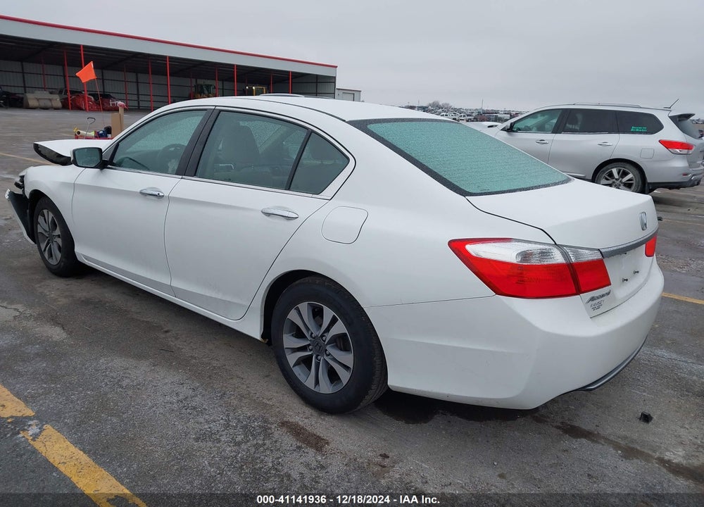 2015 HONDA ACCORD LX VIN: 1HGCR2F33FA195645