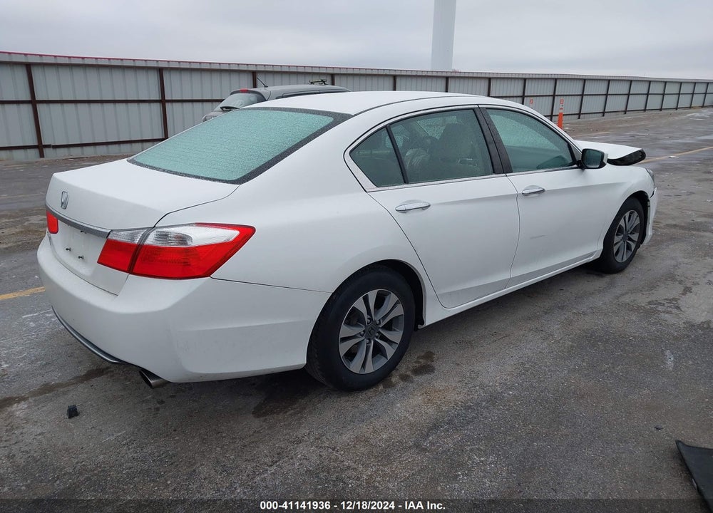 2015 HONDA ACCORD LX VIN: 1HGCR2F33FA195645