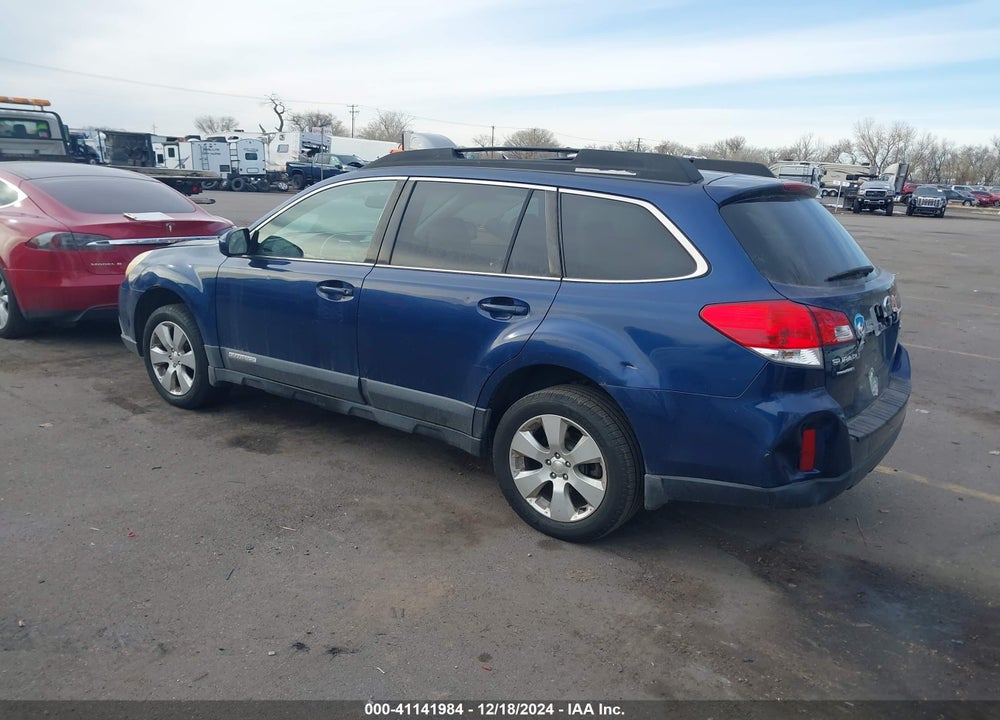 2010 SUBARU OUTBACK 2.5I PREMIUM VIN: 4S4BRBCC8A3376392