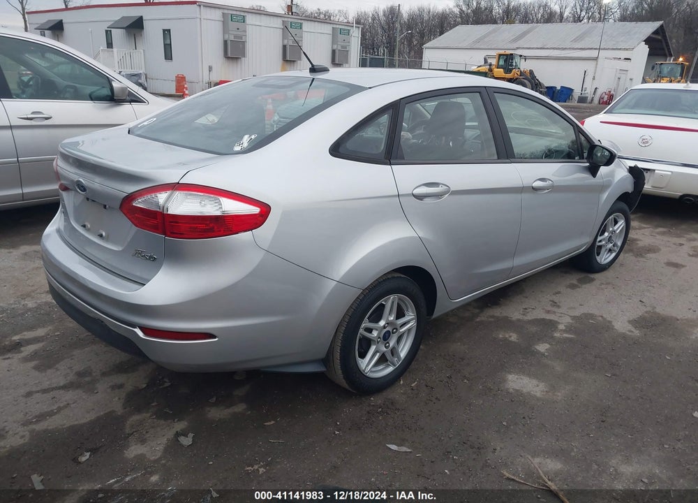 2018 FORD FIESTA VIN: 3FADP4BJXJM119687