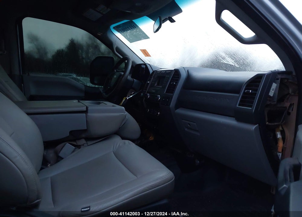 2017 FORD F-350 XL VIN: 1FT8W3B62HEC68289