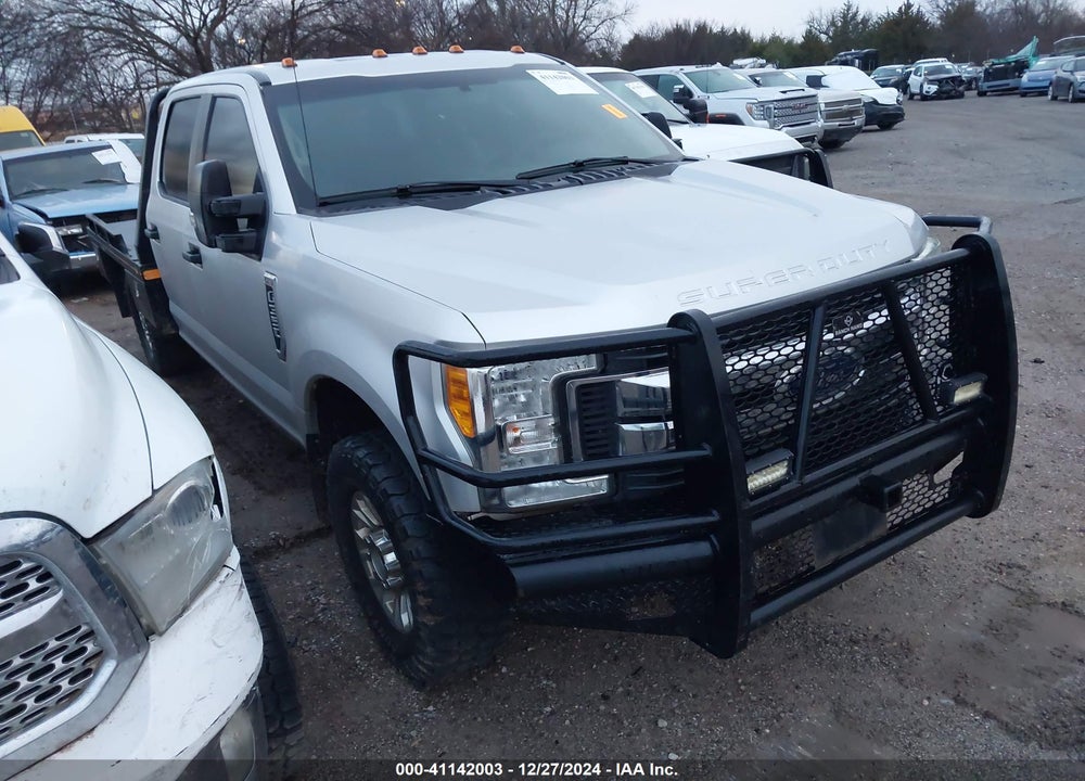 2017 FORD F-350 XL VIN: 1FT8W3B62HEC68289