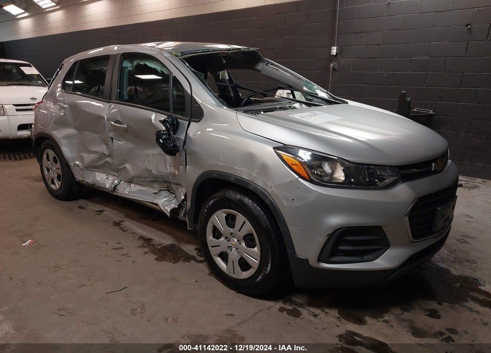 2017 CHEVROLET TRAX LS VIN: KL7CJKSB4HB258118