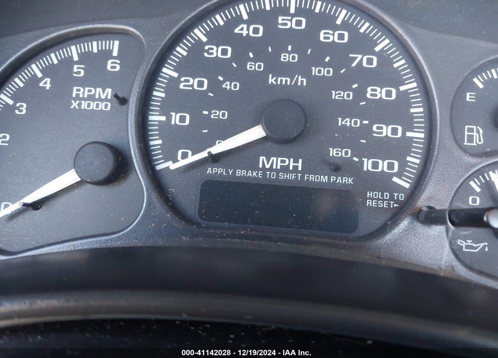 2001 GMC SIERRA 1500 SLE VIN: 1GTEC14V91Z306653