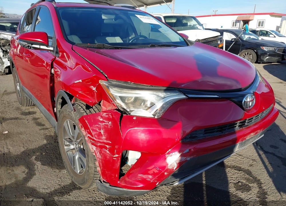 2016 TOYOTA RAV4 XLE VIN: 2T3WFREV1GW249432