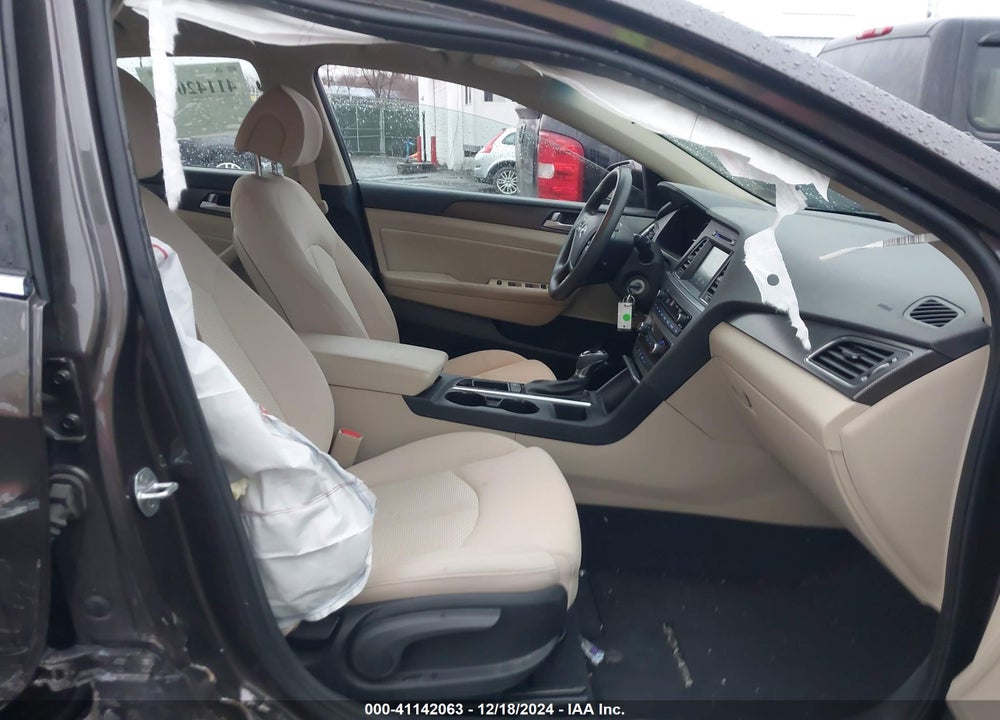2017 HYUNDAI SONATA SPORT VIN: 5NPE34AF5HH478548
