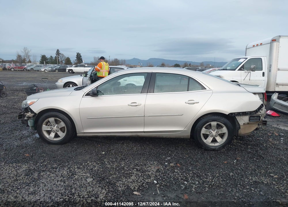2015 CHEVROLET MALIBU LS VIN: 1G11B5SL8FF217944