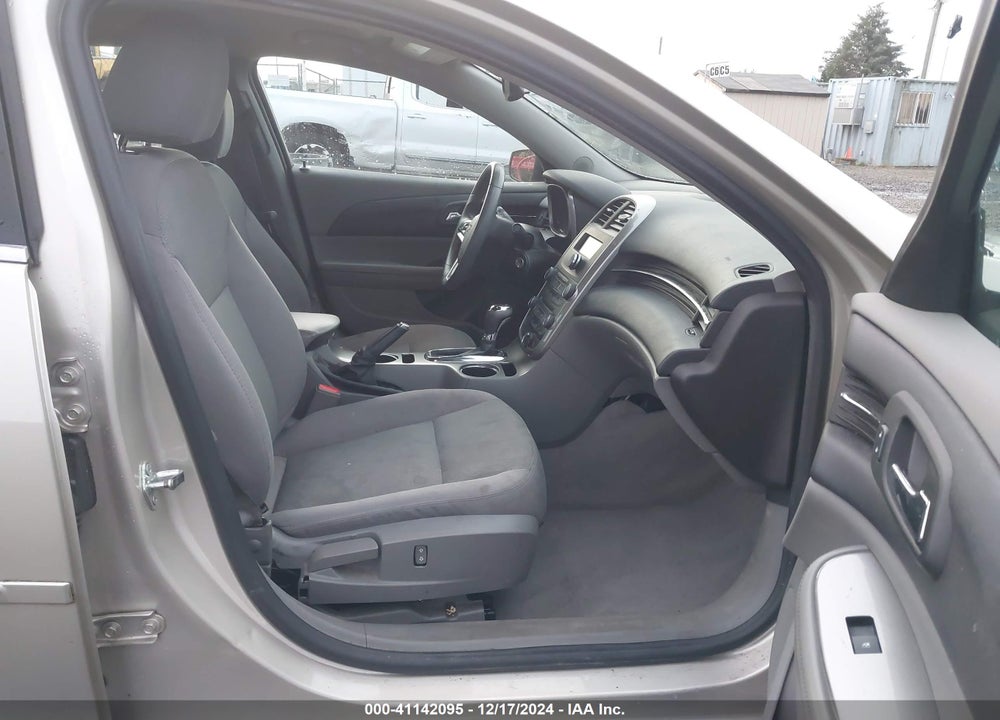 2015 CHEVROLET MALIBU LS VIN: 1G11B5SL8FF217944