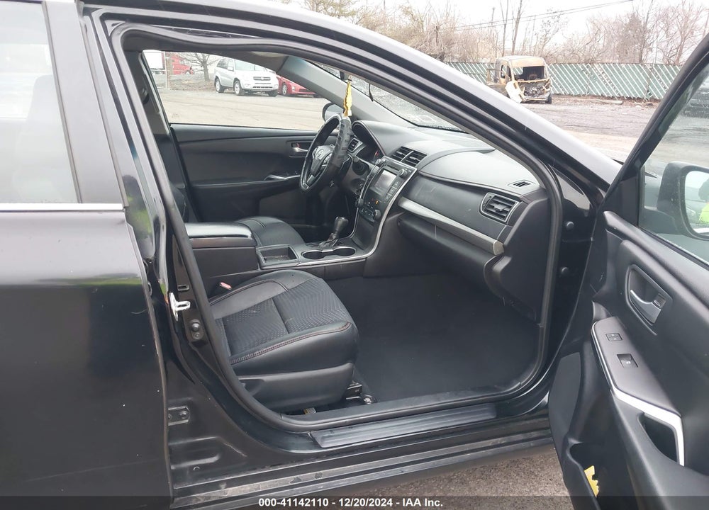 2015 TOYOTA CAMRY SE VIN: 4T1BF1FK7FU096132