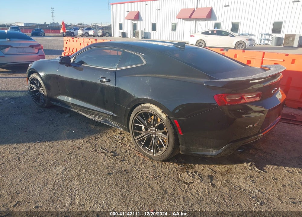 2017 CHEVROLET CAMARO VIN: 1G1FJ1R68H0158918
