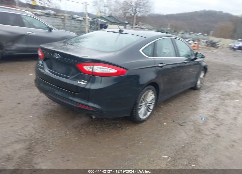 2014 FORD FUSION SE VIN: 3FA6P0HD1ER118584