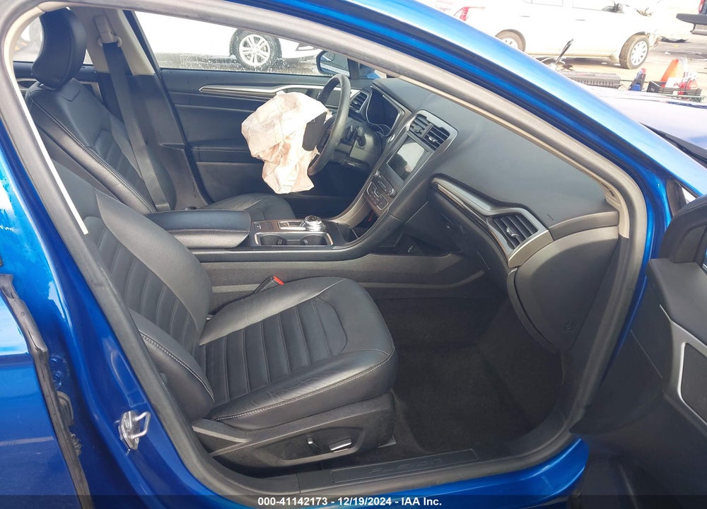 2018 FORD FUSION SE VIN: 3FA6P0HD8JR210852
