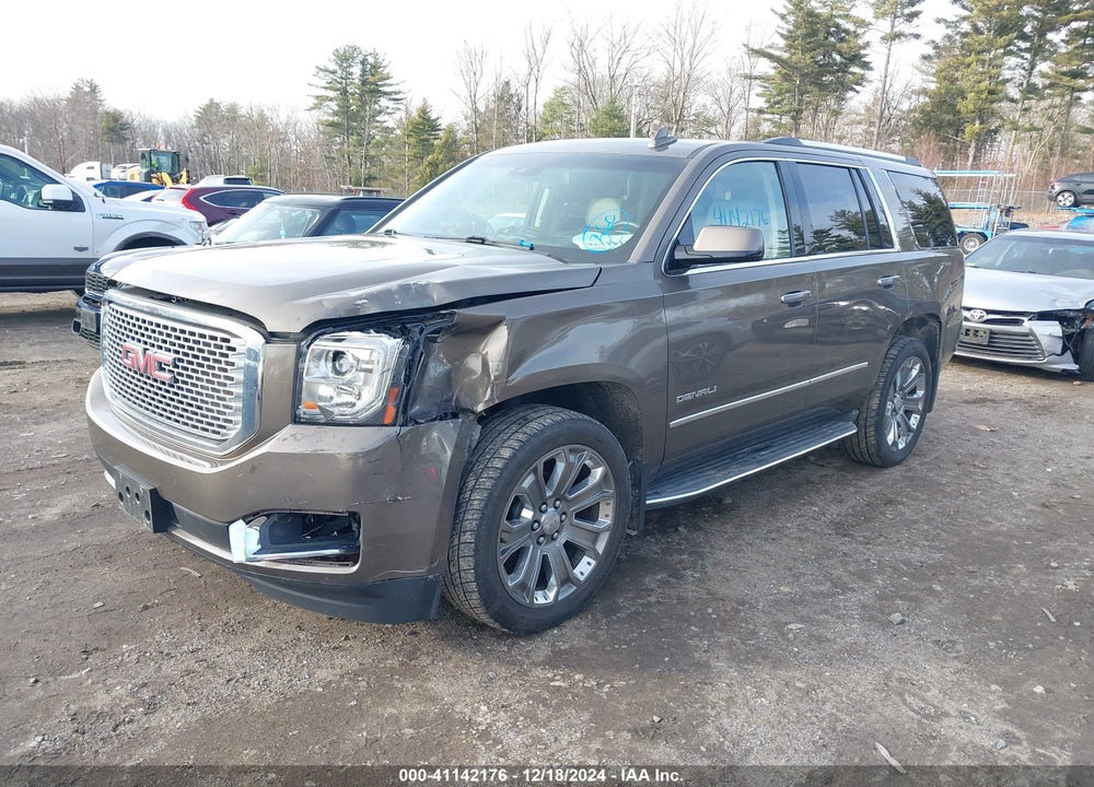 2016 GMC YUKON DENALI VIN: 1GKS2CKJXGR243240