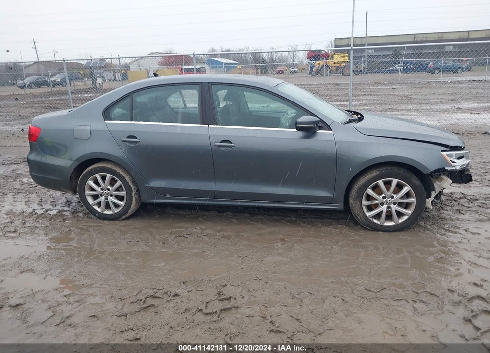 2013 VOLKSWAGEN JETTA 2.5L SE VIN: 3VWDP7AJ3DM288996