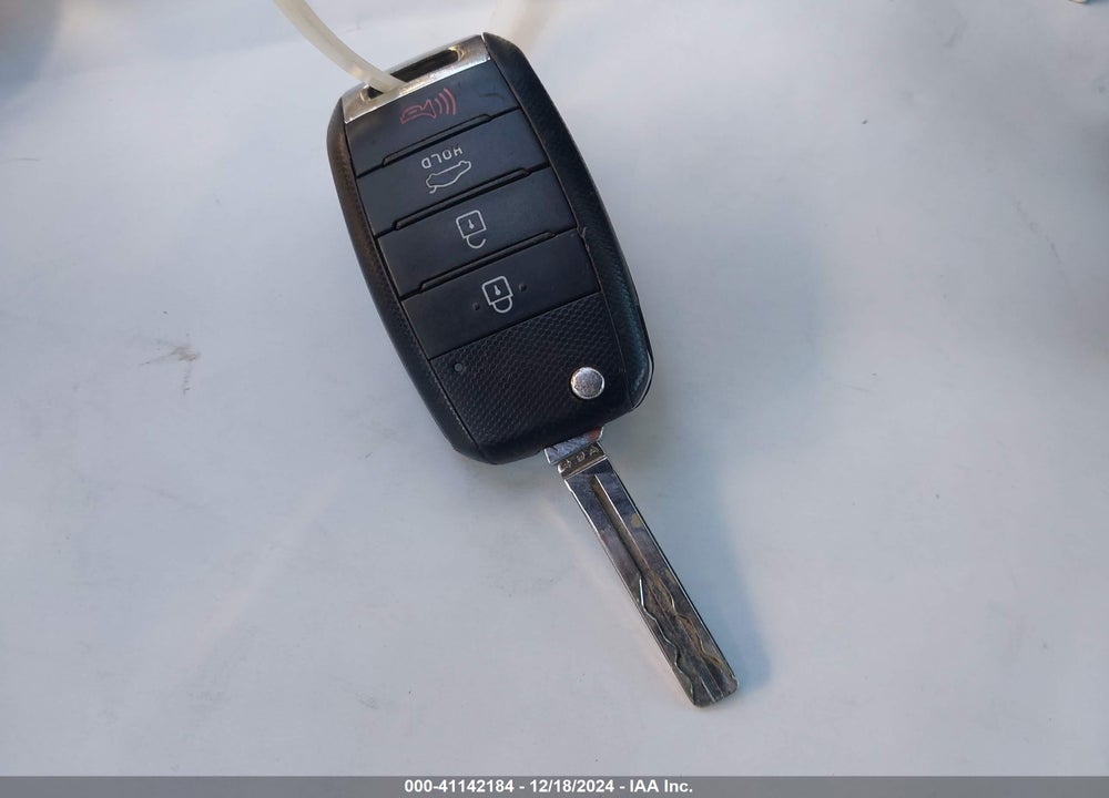 2015 KIA OPTIMA LX VIN: 5XXGM4A77FG363828