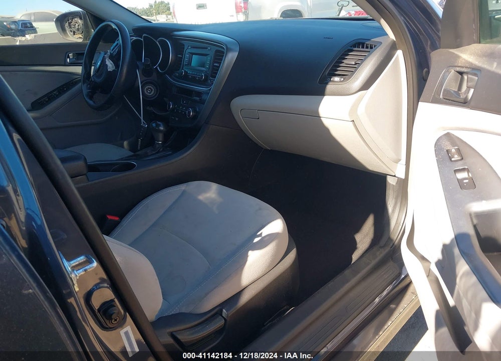 2015 KIA OPTIMA LX VIN: 5XXGM4A77FG363828