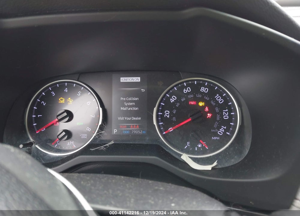 2021 TOYOTA RAV4 XLE VIN: JTMW1RFV6MD067019