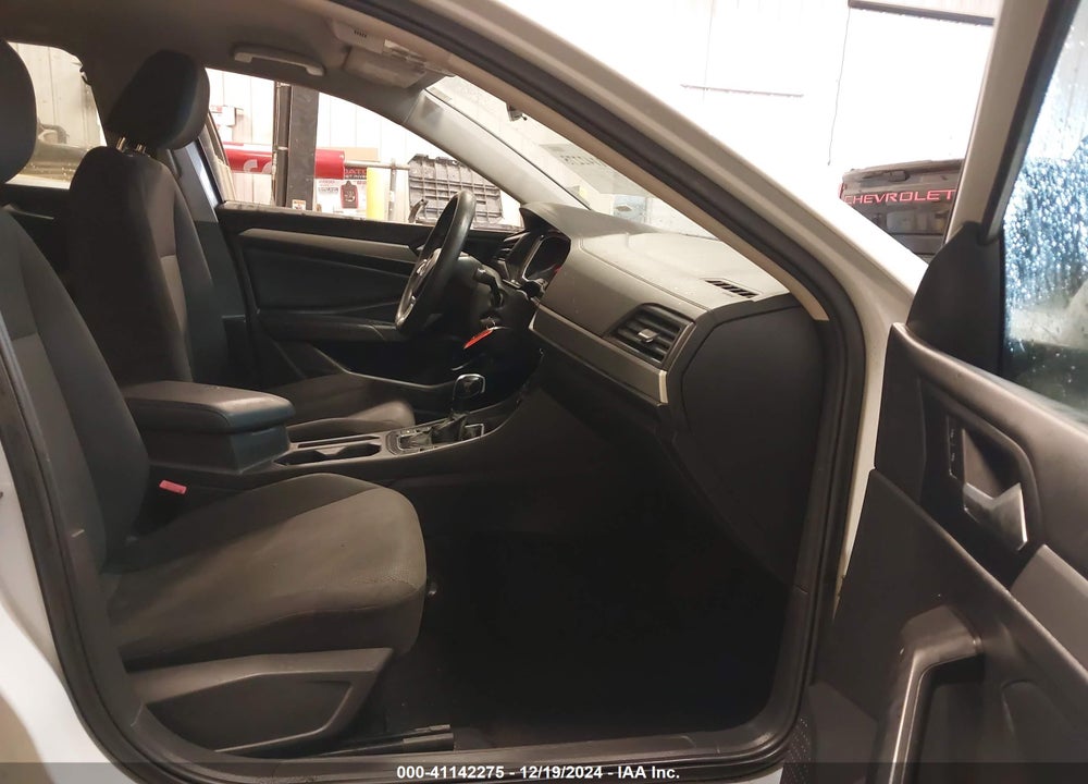 2019 VOLKSWAGEN JETTA 1.4T R-LINE/1.4T S/1.4T SE VIN: 3VWC57BU9KM074232