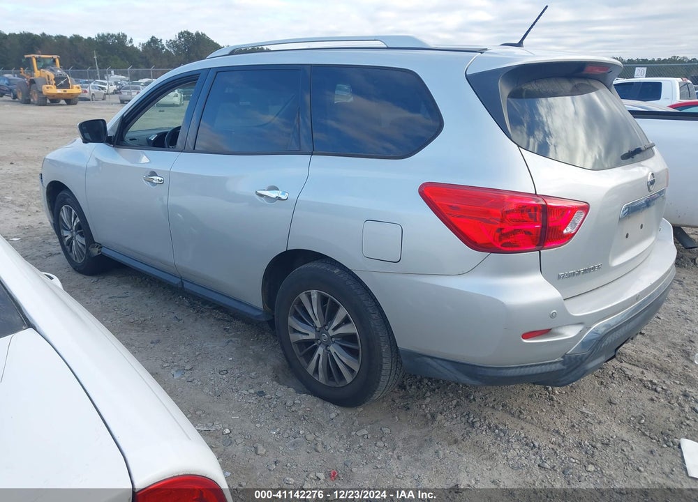 2018 NISSAN PATHFINDER VIN: 5N1DR2MN5JC605426