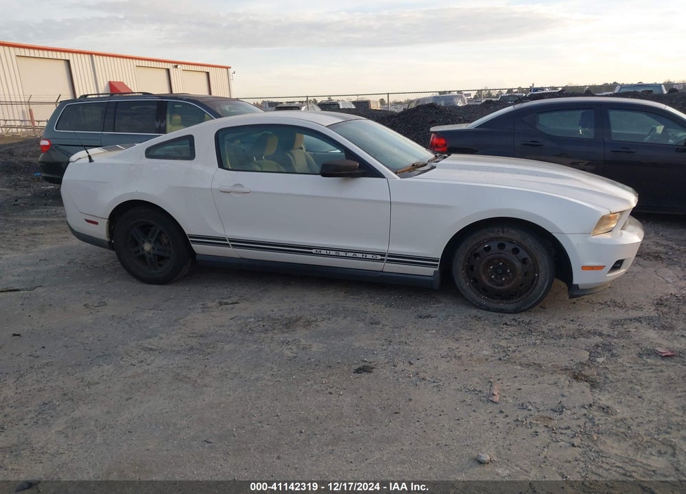 2010 FORD MUSTANG V6/V6 PREMIUM VIN: 1ZVBP8AN8A5156785