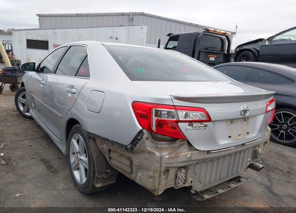 2012 TOYOTA CAMRY SE VIN: 4T1BF1FK2CU160170
