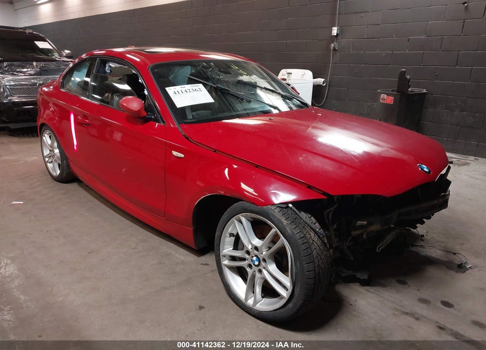 2009 BMW 135I VIN: WBAUC73589VK95595