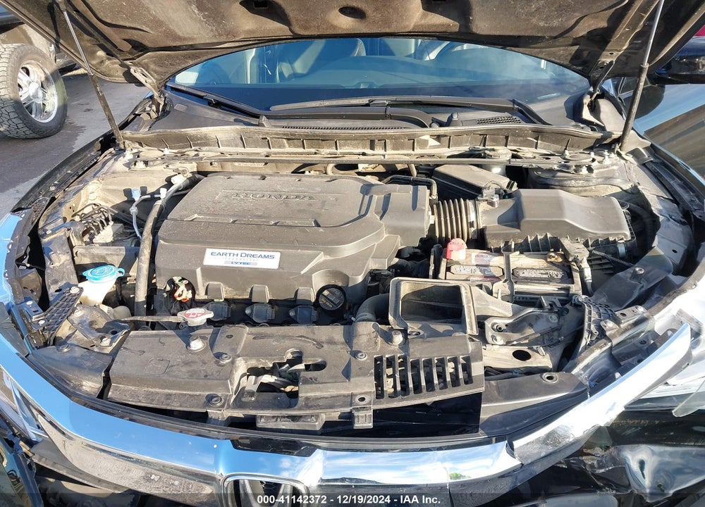 2016 HONDA ACCORD EX-L V-6 VIN: 1HGCR3F83GA007273