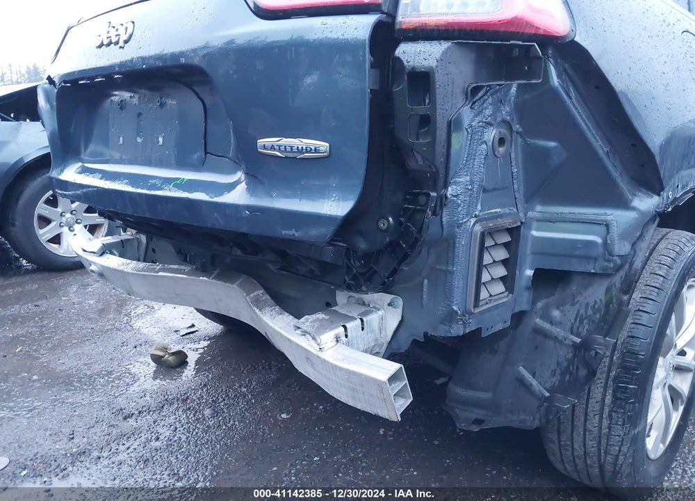 2019 JEEP CHEROKEE LATITUDE FWD VIN: 1C4PJLCB5KD452743