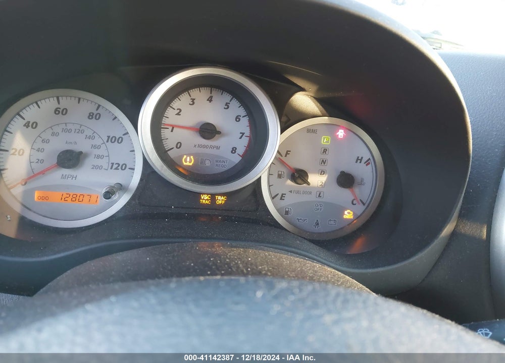 2005 TOYOTA RAV4 VIN: JTEGD20V350048458