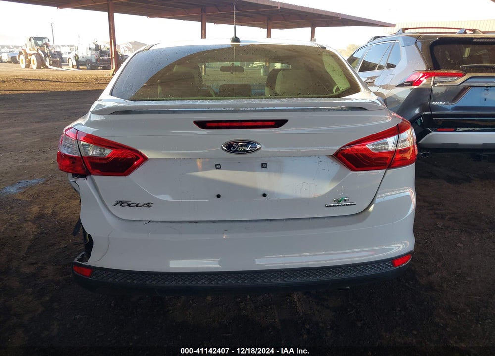 2013 FORD FOCUS SE VIN: 1FADP3F20DL327659