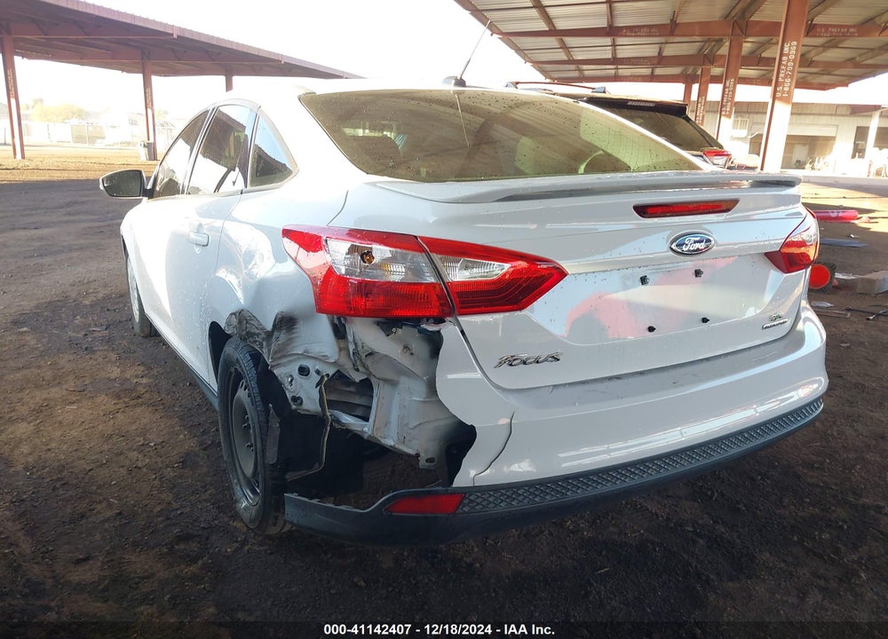 2013 FORD FOCUS SE VIN: 1FADP3F20DL327659