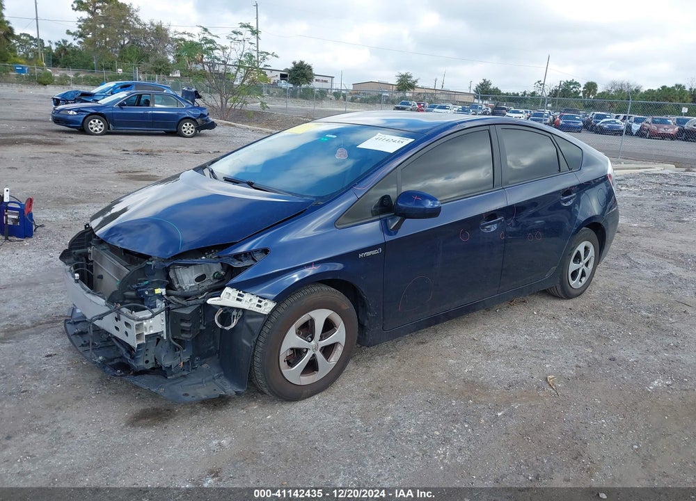 2015 TOYOTA PRIUS TWO VIN: JTDKN3DU1F1881433