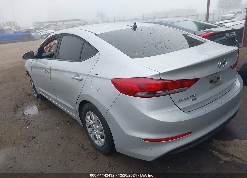 2017 HYUNDAI ELANTRA VIN: 5NPD74LF7HH160718
