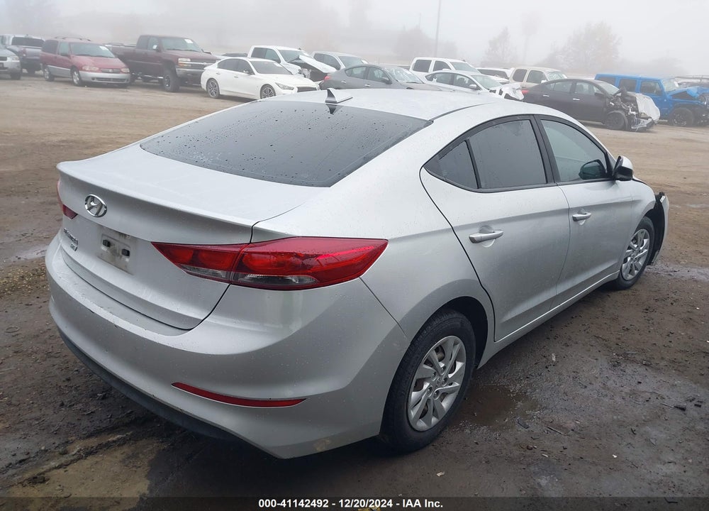 2017 HYUNDAI ELANTRA VIN: 5NPD74LF7HH160718