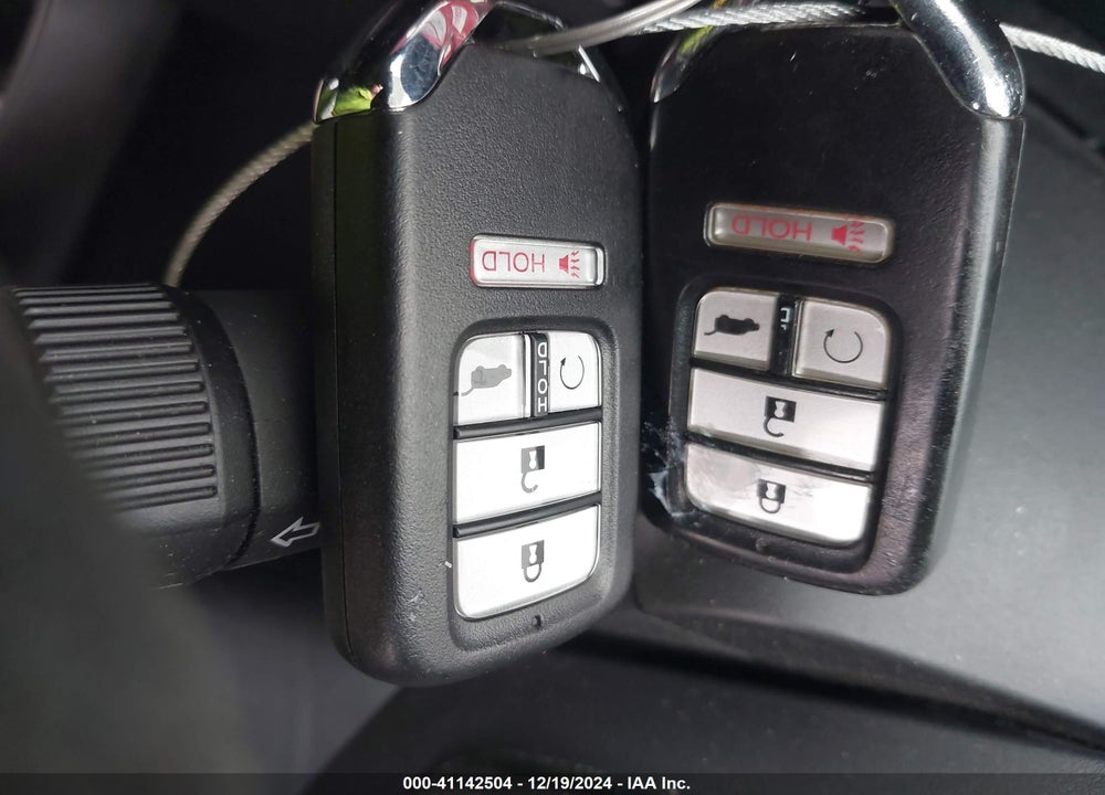 2016 HONDA PILOT EX-L VIN: 5FNYF5H71GB042933