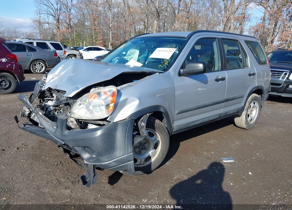 2005 HONDA CR-V LX VIN: SHSRD78545U302848