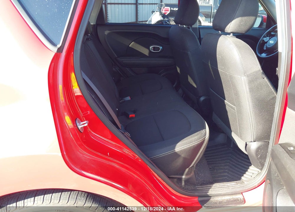 2016 KIA SOUL VIN: KNDJP3A52G7864769