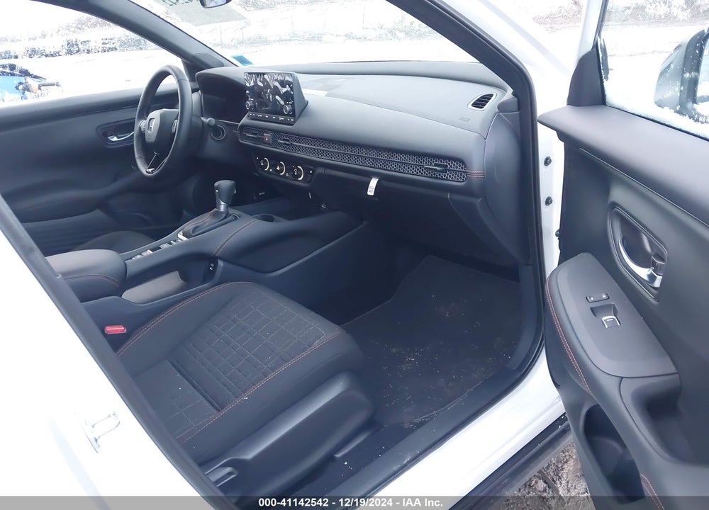 2025 HONDA HR-V AWD SPORT VIN: 3CZRZ2H58SM729477