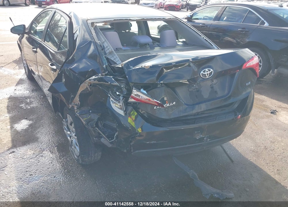 2018 TOYOTA COROLLA VIN: 5YFBURHE7JP808161