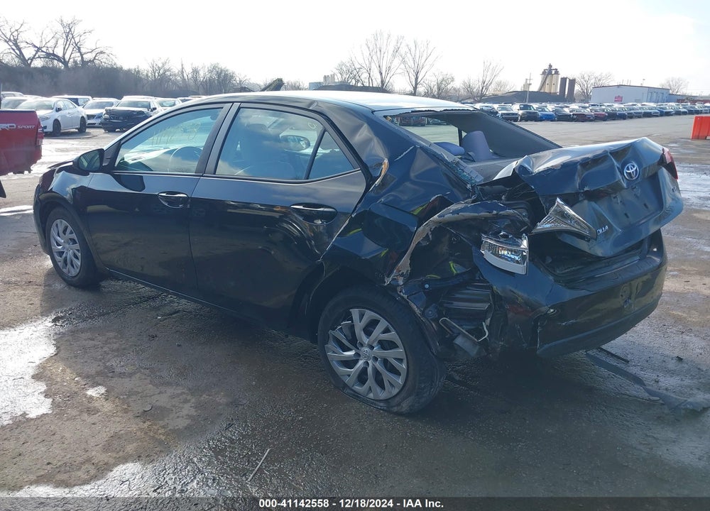 2018 TOYOTA COROLLA VIN: 5YFBURHE7JP808161