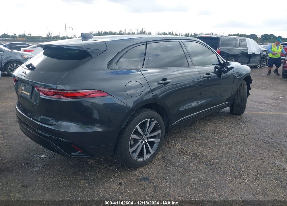 2025 JAGUAR F-PACE R-DYNAMIC S P250 AWD AUTOMATIC VIN: SADCT2EX3SA741637