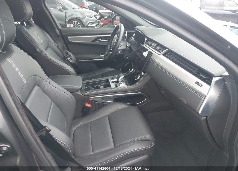 2025 JAGUAR F-PACE R-DYNAMIC S P250 AWD AUTOMATIC VIN: SADCT2EX3SA741637