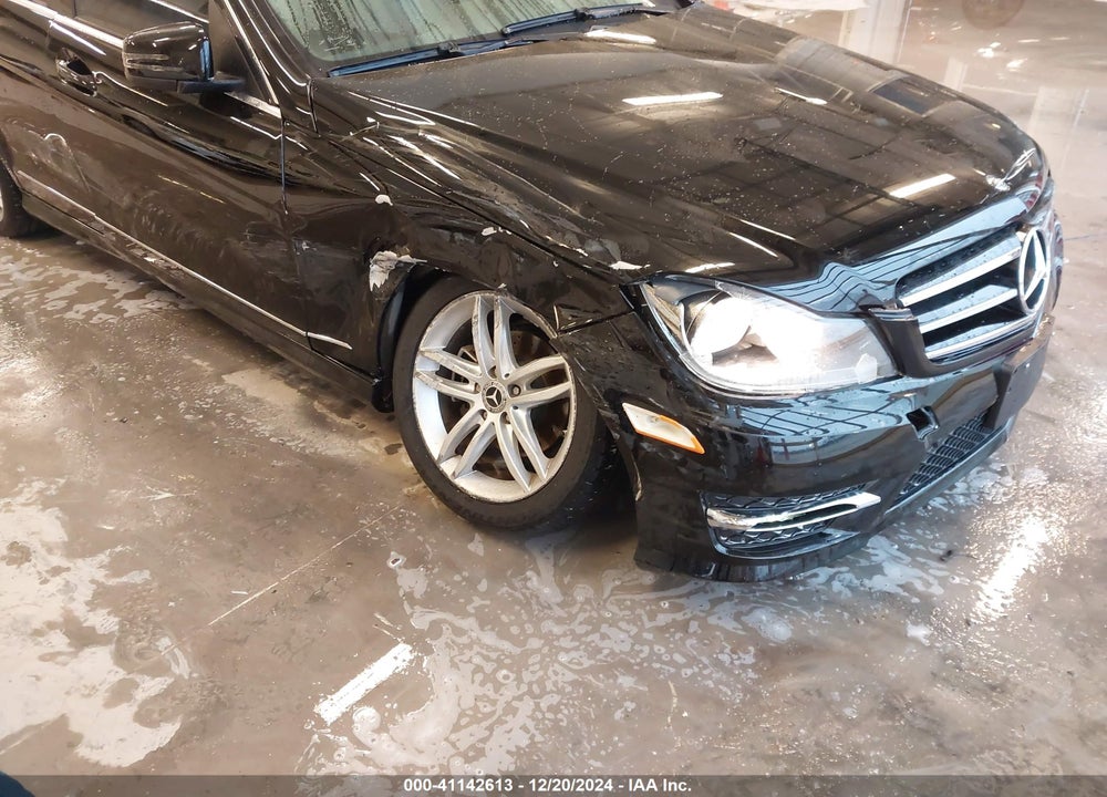 2012 MERCEDES-BENZ C 300 LUXURY 4MATIC/SPORT 4MATIC VIN: WDDGF8BB3CR235752