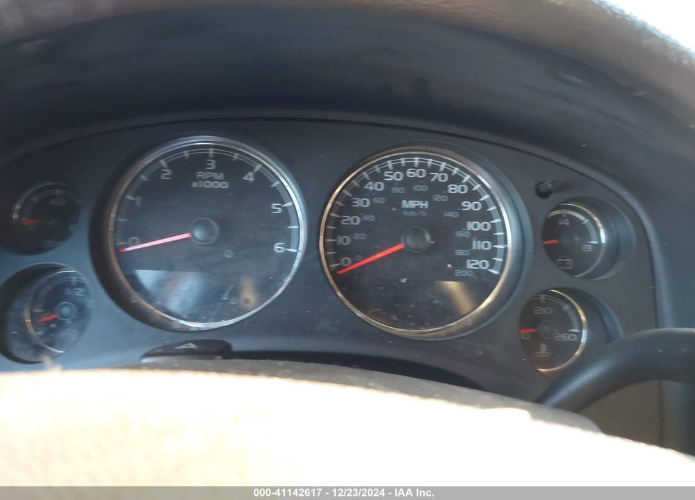 2010 CHEVROLET TAHOE LTZ VIN: 1GNUKCE0XAR278348