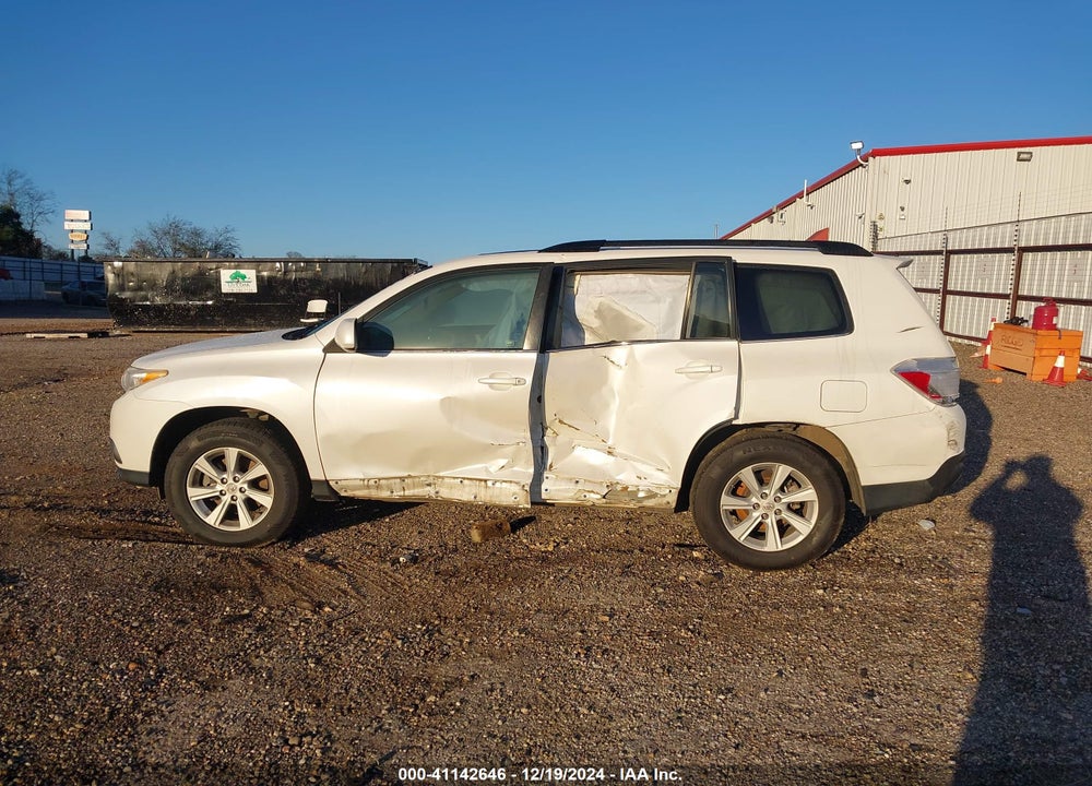 2011 TOYOTA HIGHLANDER SE V6 VIN: 5TDZK3EH0BS033260