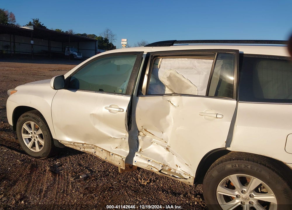 2011 TOYOTA HIGHLANDER SE V6 VIN: 5TDZK3EH0BS033260